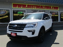A 2019 Ford Explorer XLT