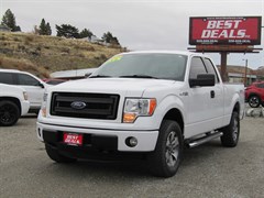 A 2013 Ford F150 SUPER CAB