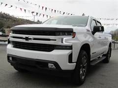 A 2021 Chevrolet Silverado K1500 RST - IN OMAK -