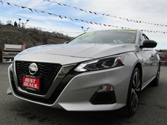A 2022 Nissan Altima SR - IN OMAK