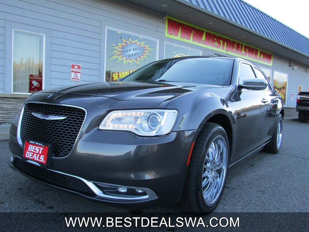 2019 Chrysler 300 Limited's photo