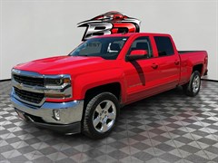 A 2017 Chevrolet Silverado K1500 CREW CAB LT