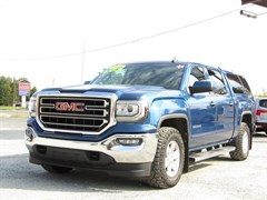 A 2018 GMC Sierra K1500 SLE