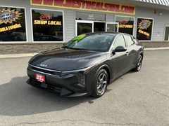 A 2025 Kia K4 LX