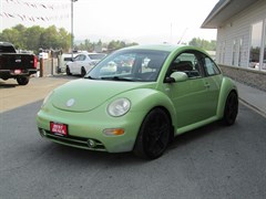 A 2003 Volkswagen New Beetle GLS