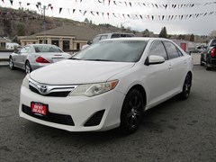 A 2012 Toyota Camry BASE