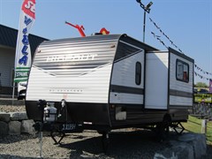 A 2023 Hideout Keystone 