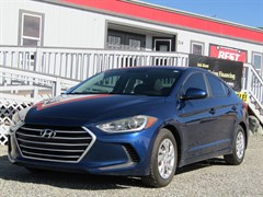 A 2017 Hyundai Elantra SE -IN BREWSTER-