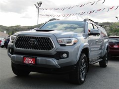 A 2019 Toyota Tacoma DOUBLE CAB