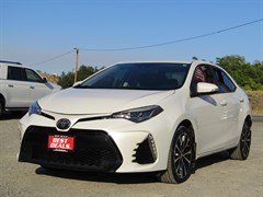 A 2017 Toyota Corolla SE - IN OMAK -