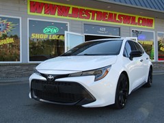 A 2020 Toyota Corolla SE