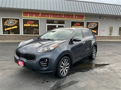 A 2018 Kia Sportage EX