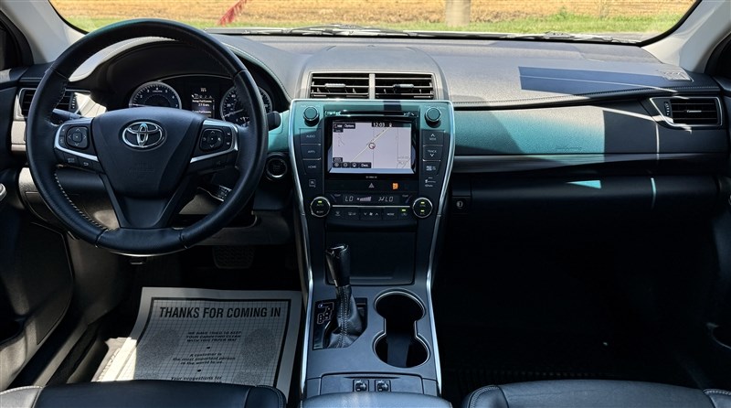 2017 Toyota Camry XLE - Photo 14
