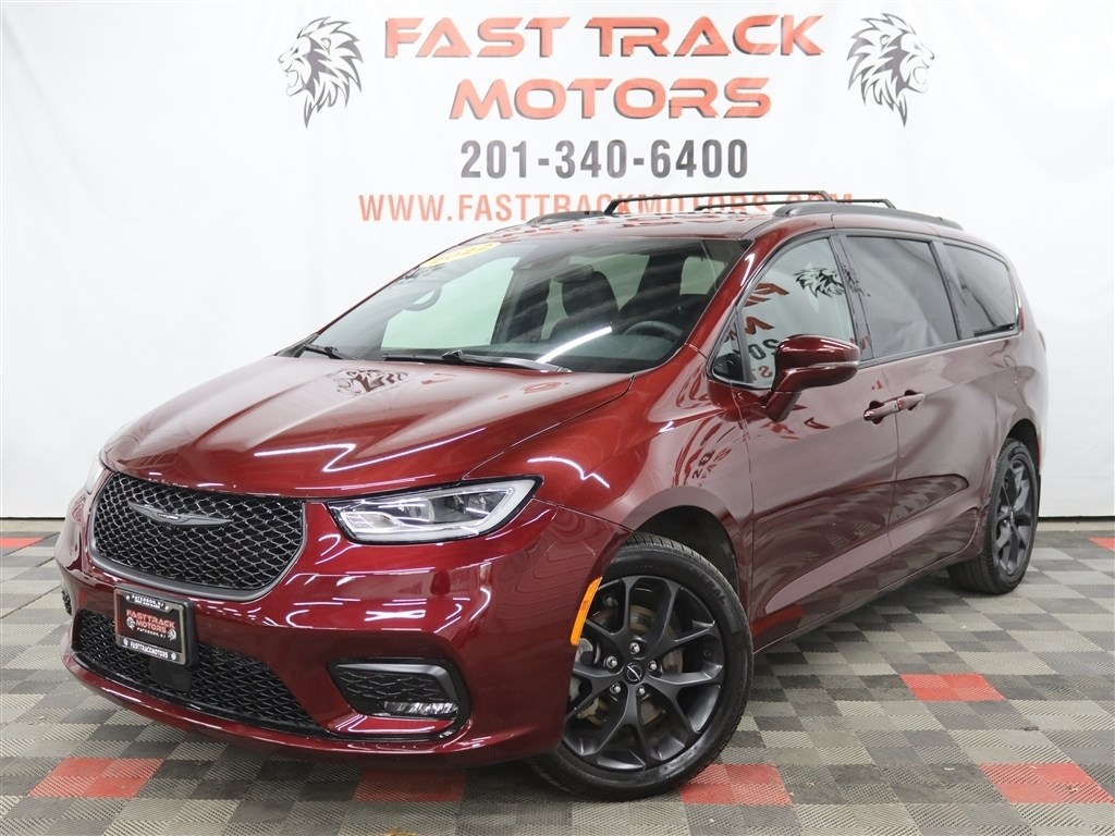 2022 Chrysler Pacifica Touring L AWD