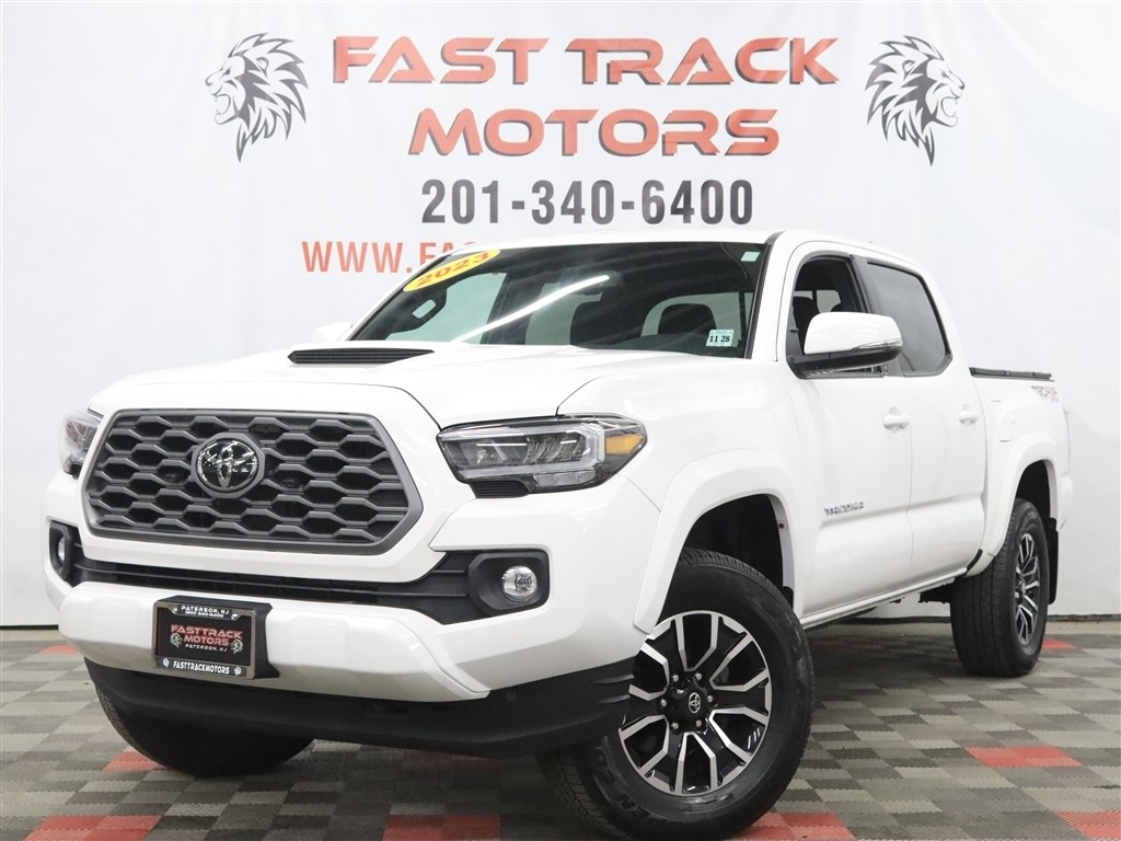 2023 TOYOTA TACOMA SR5
