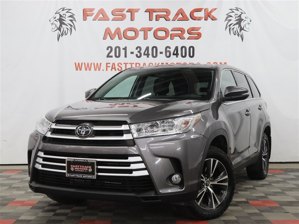 2019 TOYOTA HIGHLANDER LE/LE Plus