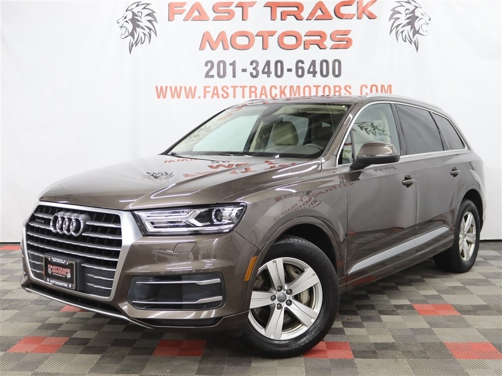 2017 AUDI Q7 quattro Premium Plus