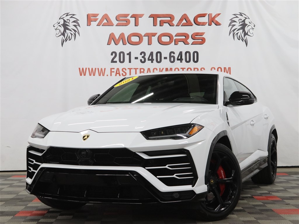 2021 LAMBORGHINI URUS