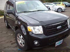 A 2008 Ford Escape LIMITED