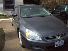 A 2007 Honda Accord EX