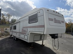 A 1987 Carriage Commander Conestoga  