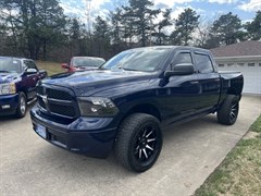 A 2014 Ram 1500 SLT
