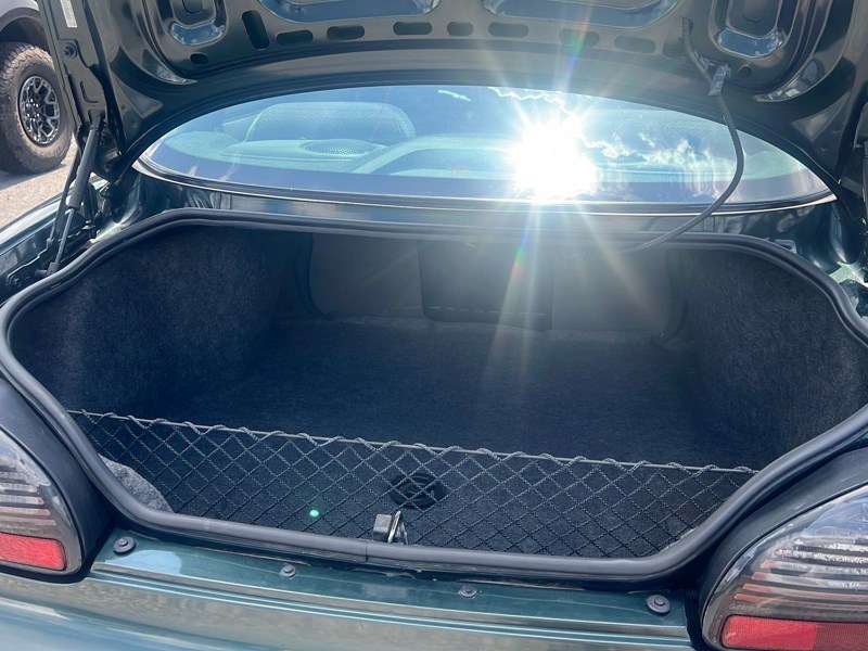 2001 Pontiac Grand Prix SE photo 9