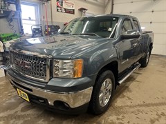 A 2011 GMC Sierra K1500 SLE