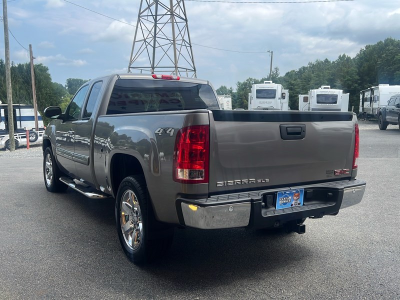 2013 Gmc Sierra SLE photo 4