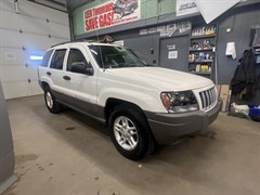 A 2004 Jeep Grand Cherokee LAREDO