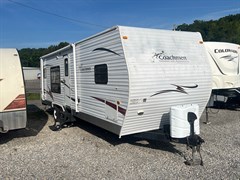 A 2008 Coachmen Spirt Of America 29r 