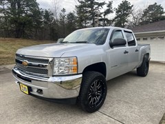 A 2013 Chevrolet Silverado K1500 LT