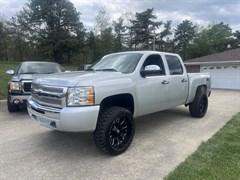 A 2010 Chevrolet Silverado K1500 LT