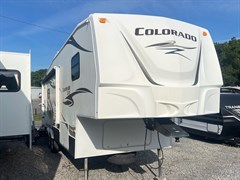 A 2009 Dutchmen Colorado Lite 27rl 