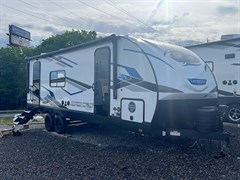 A 2024 Cherokee Alpha Wolf 23lde-l 