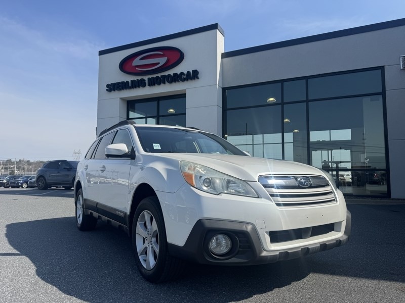 White 2014 Subaru Outback 2.5i Premium Wagon All-Wheel Drive Automatic