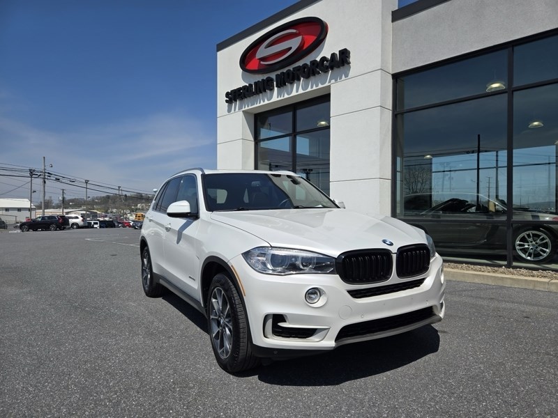 White 2017 BMW X5 xDrive50i AWD SUV / Crossover All-Wheel Drive 8-Speed Automatic