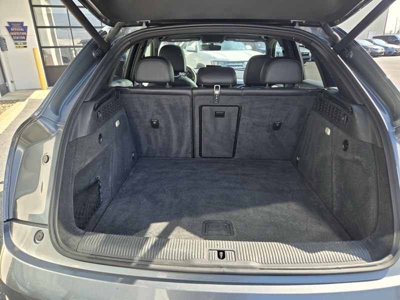 2017 Audi Q3 2.0T quattro Premium Plus