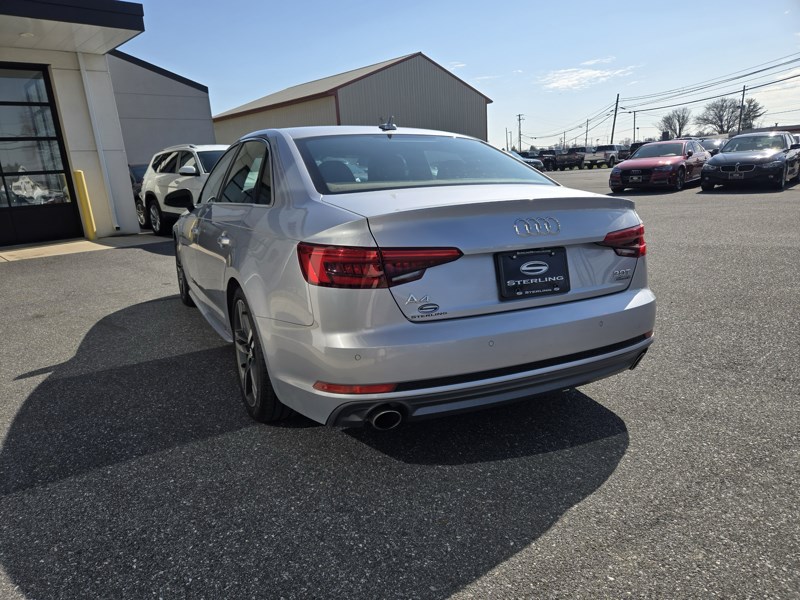 2017 Audi A4 2.0T quattro Premium Plus AWD