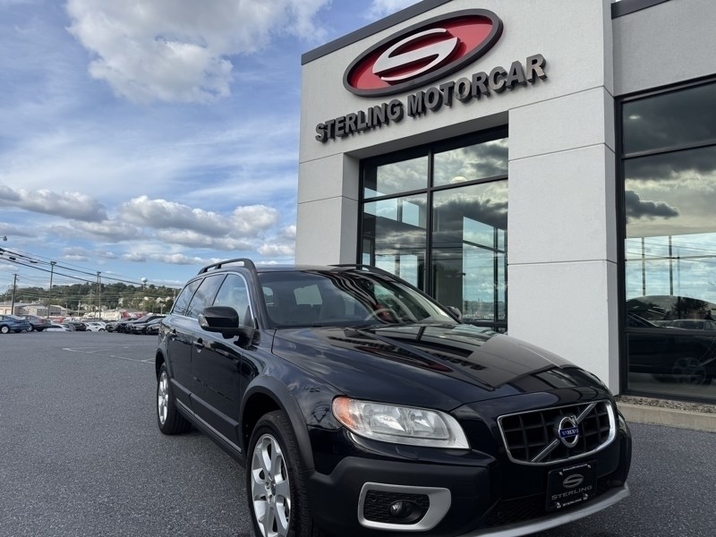 Black 2011 Volvo XC70 Wagon All-Wheel Drive Automatic
