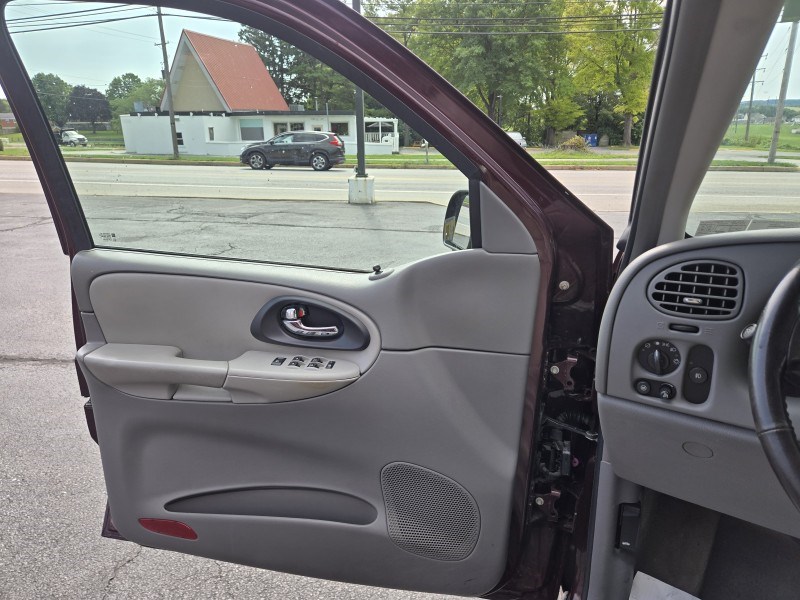 2006 Chevrolet TrailBlazer LT - Photo 12