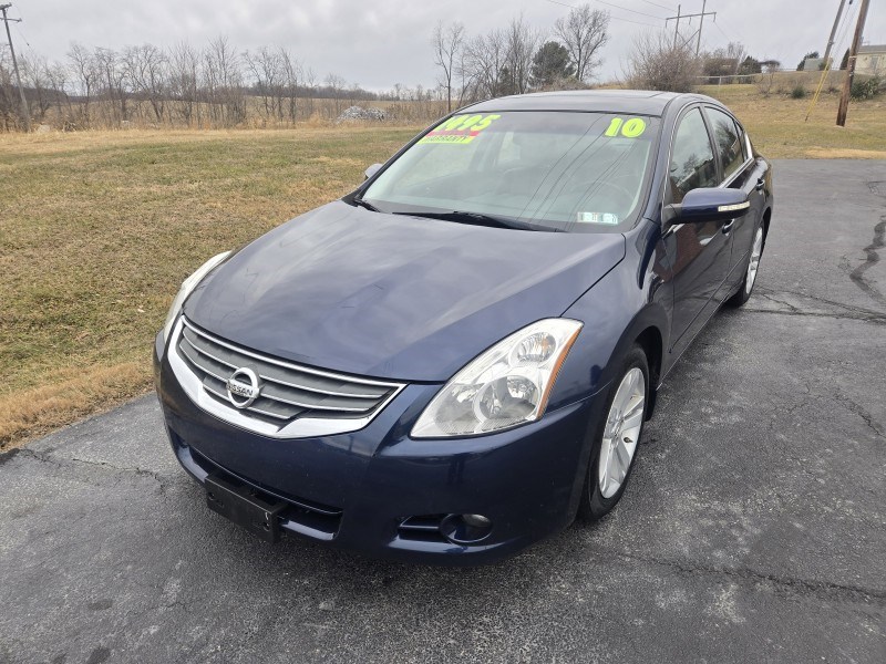 2010 Nissan Altima SR