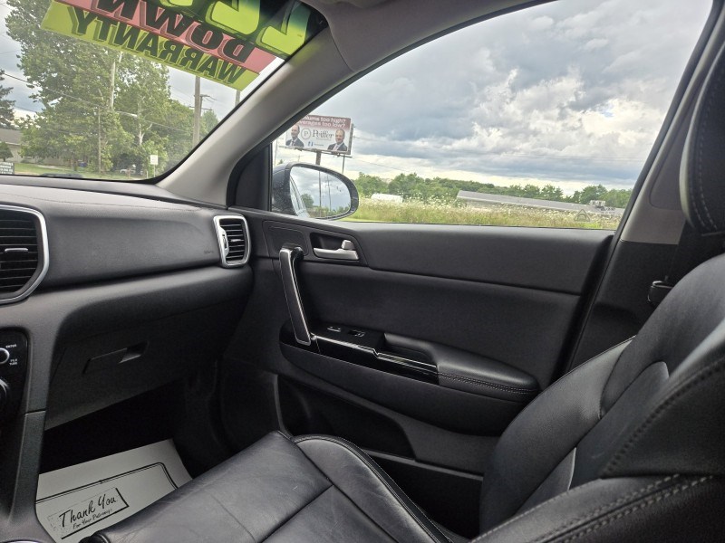 2019 Kia Sportage EX - Photo 9