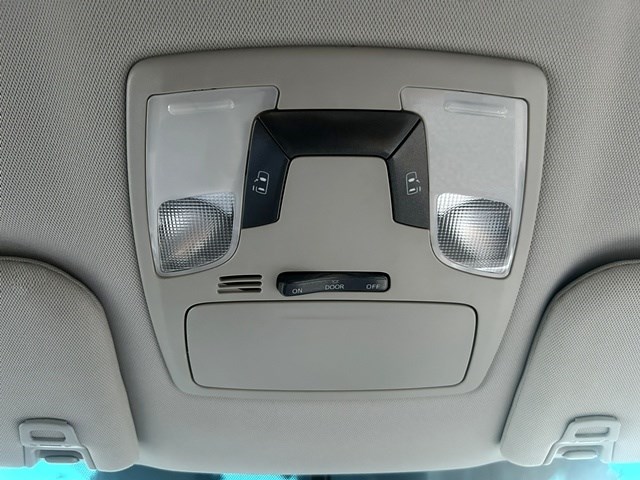 2016 Toyota Sienna LE - Photo 13