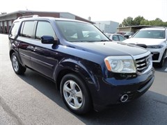 A 2015 Honda Pilot EXL