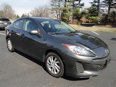 A 2012 Mazda 3 I