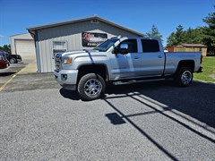 A 2018 GMC Sierra K3500 DENALI