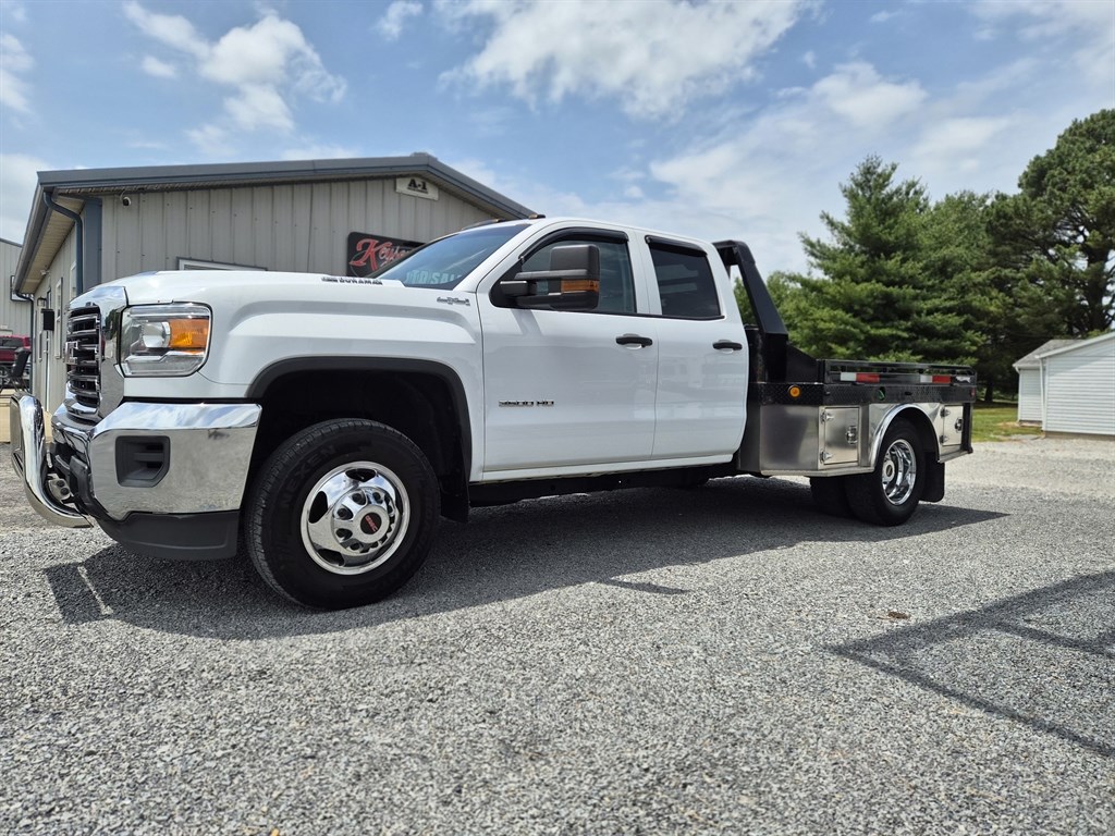2018 GMC Sierra 4WD Double Cab Long Box's photo