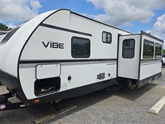 A 2021 Forest River Vibe 32MS