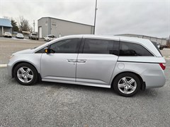 2013 Honda Odyssey Touring's photo